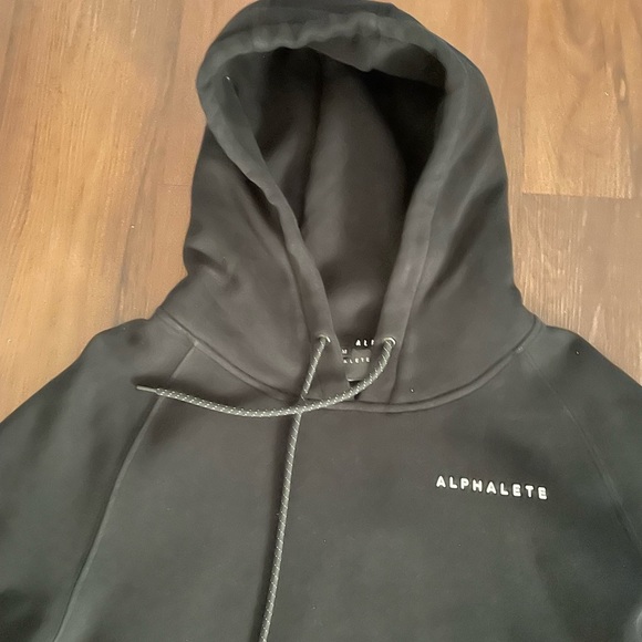 Alphalete hoodie - Picture 2 of 3